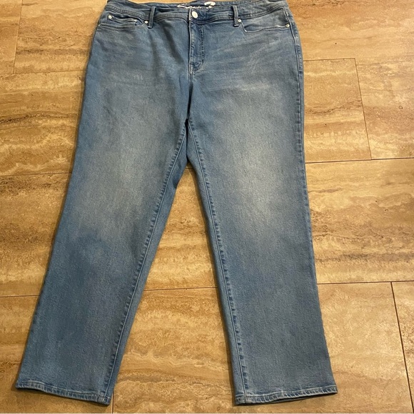 Melissa McCarthy Seven7 Jeans Size 20 Denim Blue Embroidered Pockets Straight - Picture 1 of 11